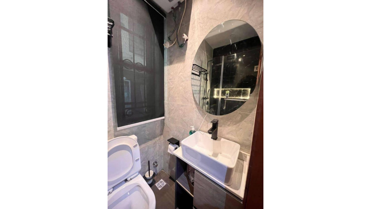 2 bed flat to let, Crown Lodge, Elystan Street - African Land