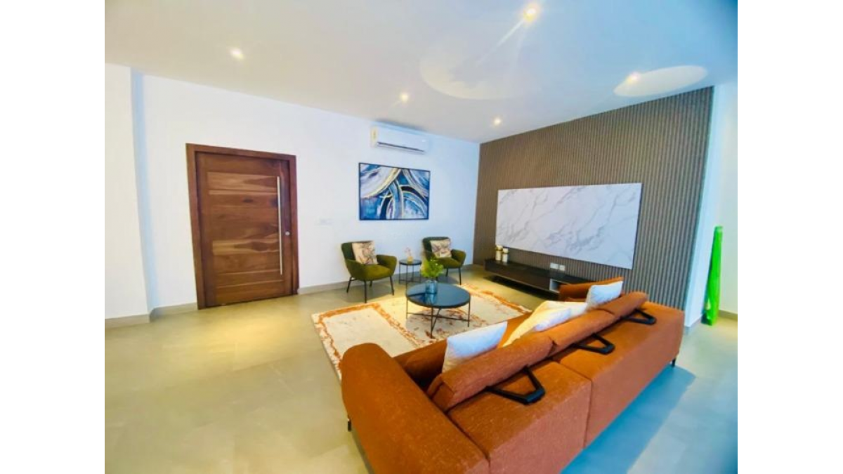 2 bed flat to let, Crown Lodge, Elystan Street - African Land