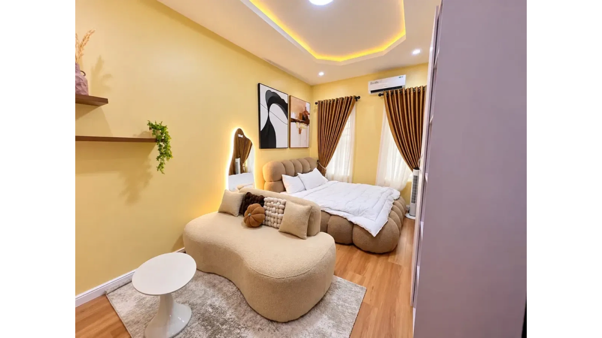 2 bed flat to let, Crown Lodge, Elystan Street - African Land