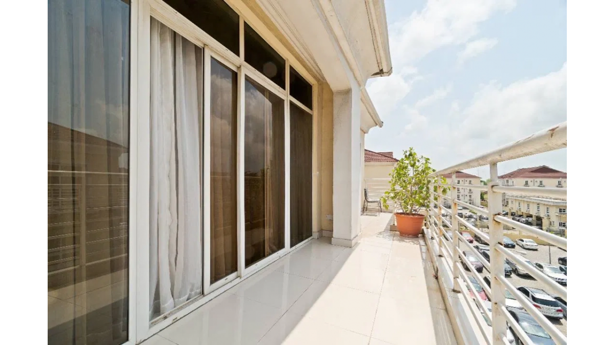 Serviced 2-Bedroom Furnished Apartment with Swimming Pool in Lekki Phase 1