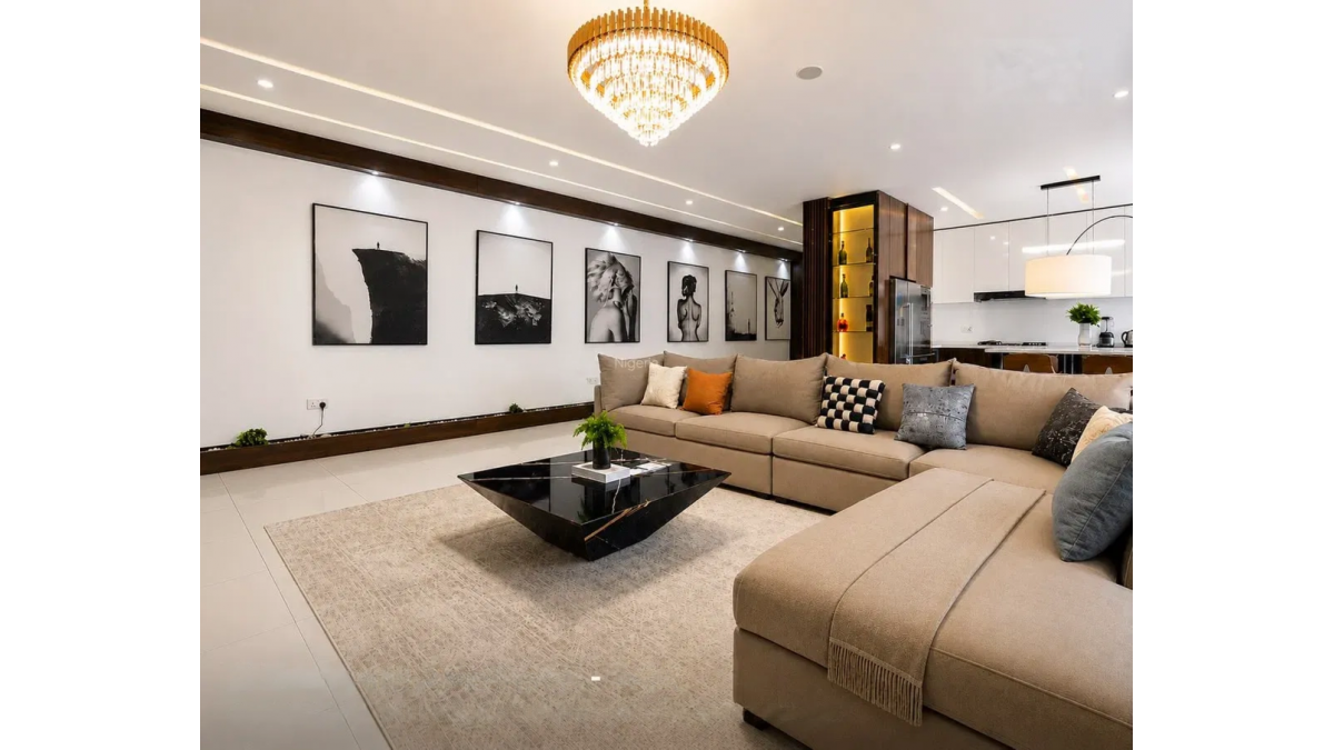 2 bed flat to let, Crown Lodge, Elystan Street - African Land