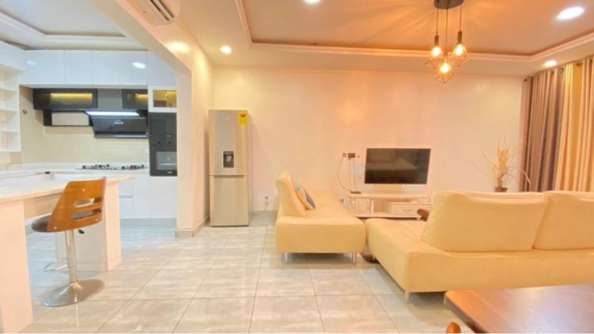 2 bed flat to let, Crown Lodge, Elystan Street - African Land