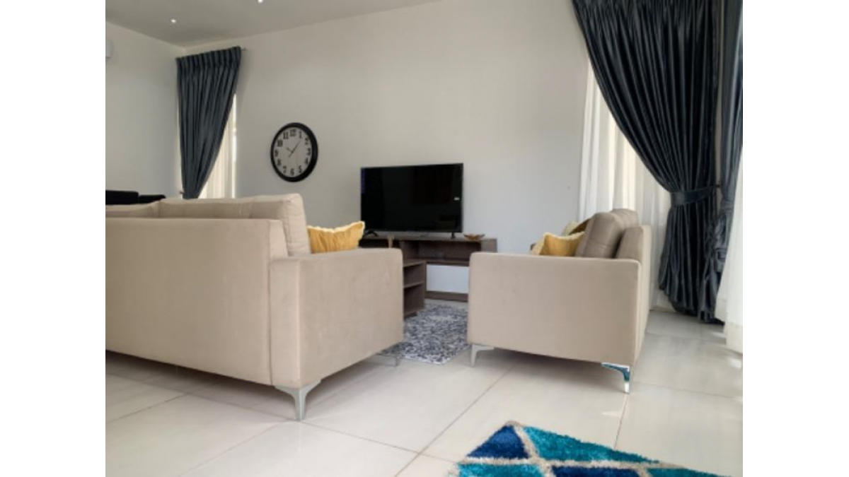 2 bed flat to let, Crown Lodge, Elystan Street - African Land