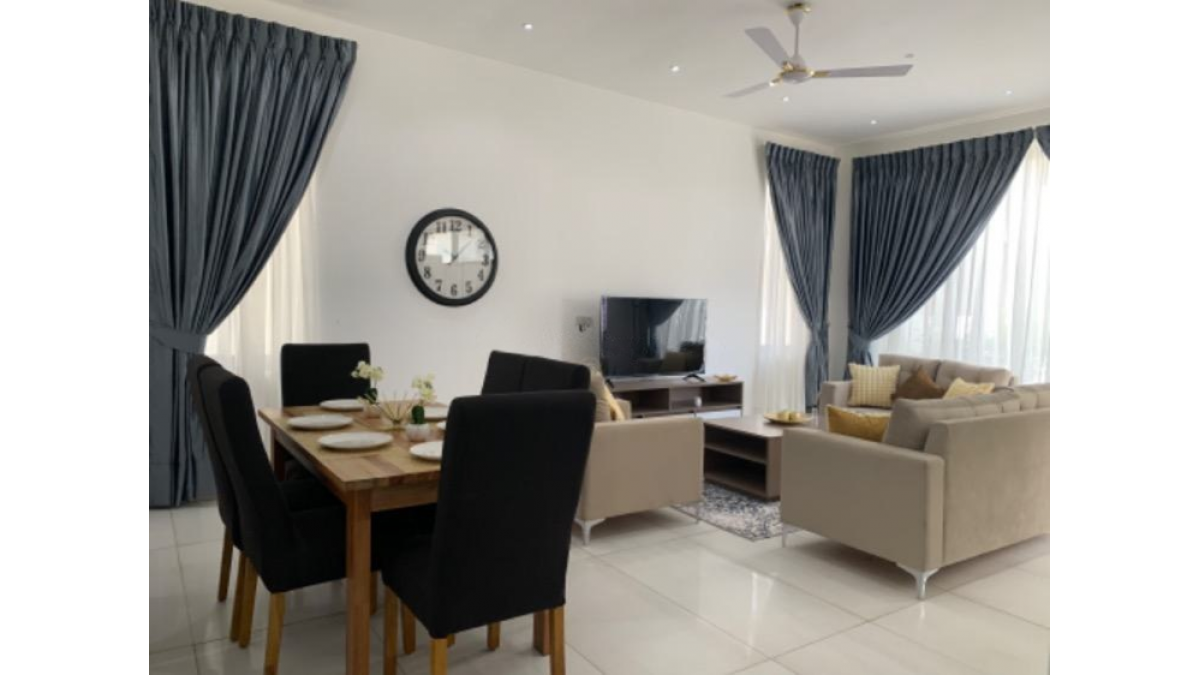 2 bed flat to let, Crown Lodge, Elystan Street - African Land