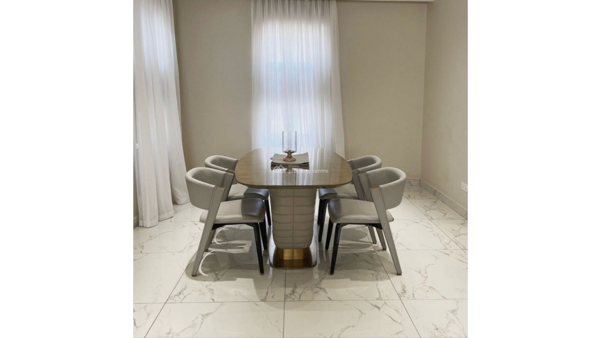 2 bed flat to let, Crown Lodge, Elystan Street - African Land
