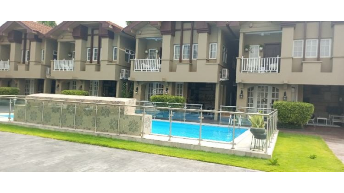 2 bed flat to let, Crown Lodge, Elystan Street - African Land
