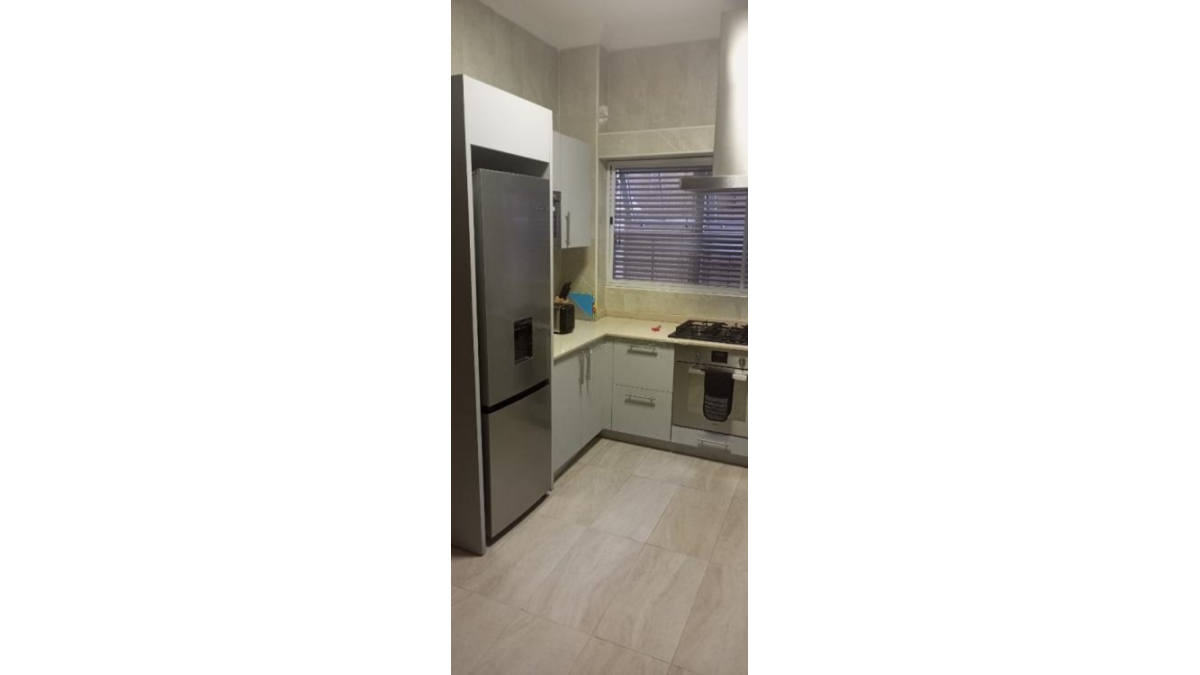 2 bed flat to let, Crown Lodge, Elystan Street - African Land