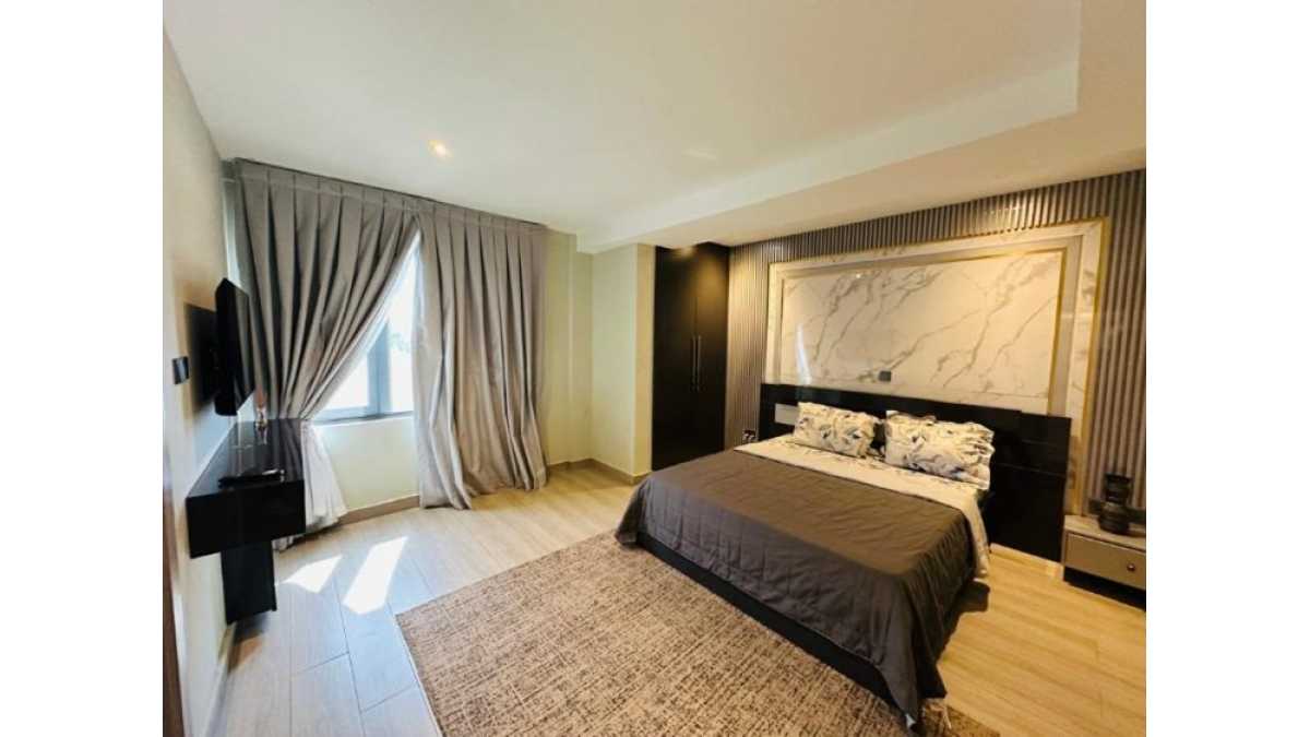 2 bed flat to let, Crown Lodge, Elystan Street - African Land