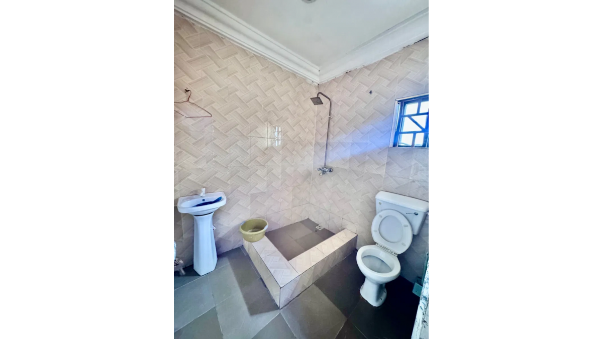 Furnished 1 Bedroom Flat with 24/7 Power