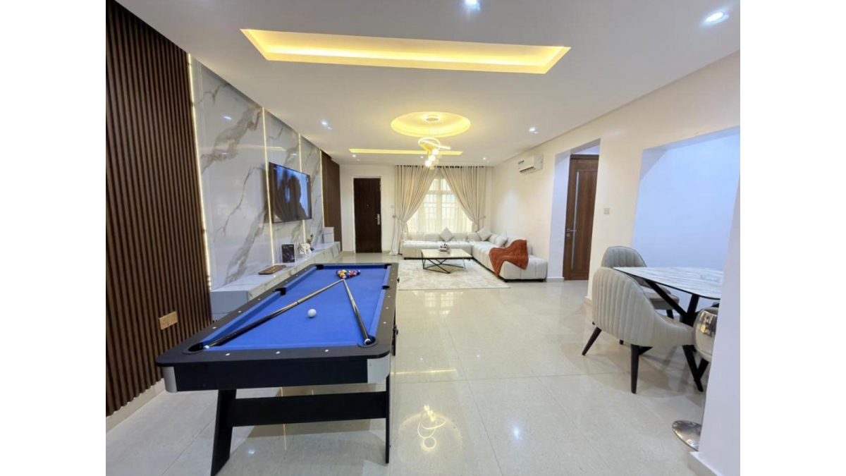 Luxury 3-Bedroom Shortlet Apartment with Pool & Gym in Lekki Phase 1