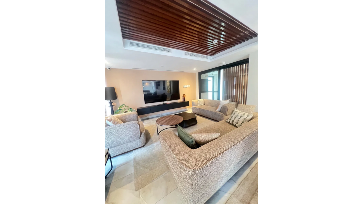 Luxury 2-Bedroom Fully Furnished Duplex Apartment with Pool & Gym in Cantonments