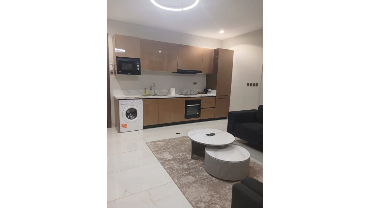 Furnished 1-Bedroom Deluxe Serviced Apartment in Cantonments, Accra