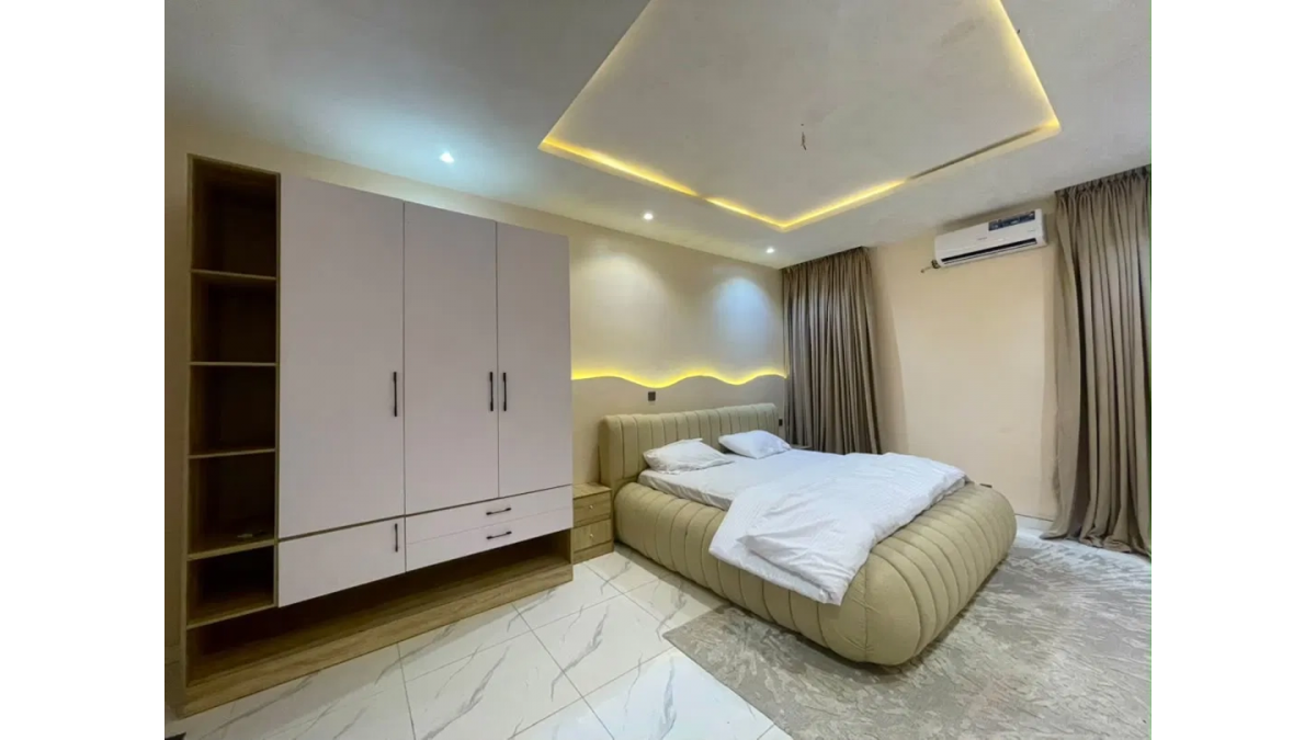 Luxury 1-Bedroom Minimalist Serviced Apartment in Ikeja