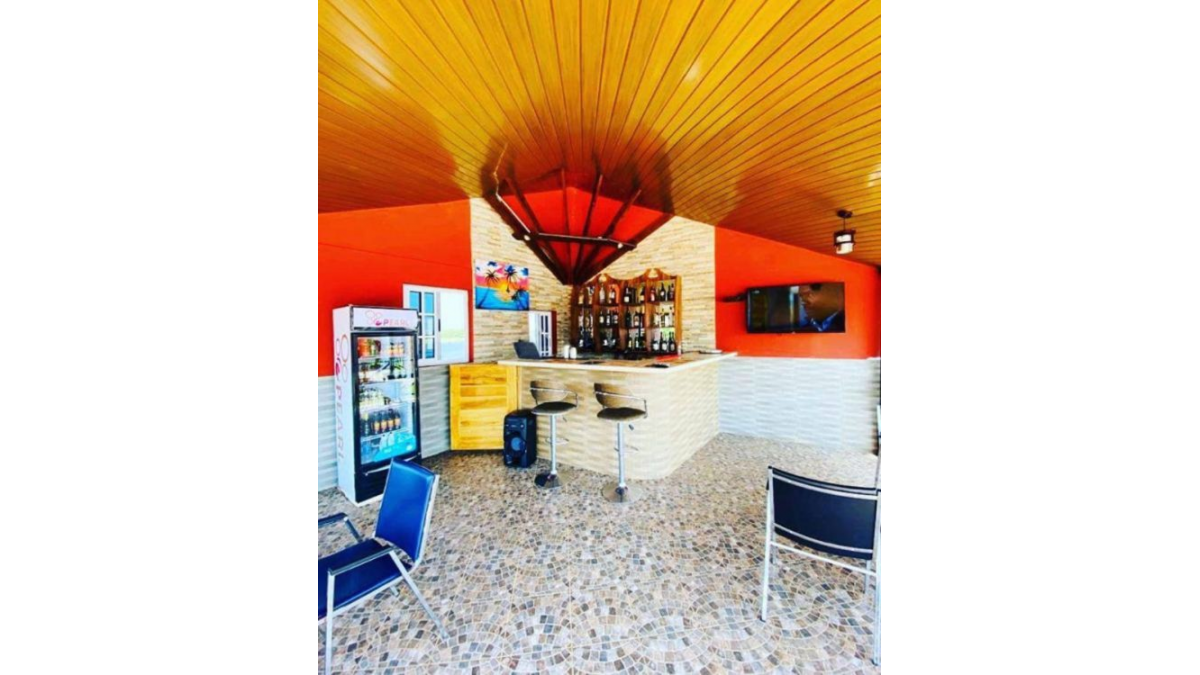 Fully Furnished Riverside Studio Room with Swimming Pool and Leisure Facilities in Big Ada