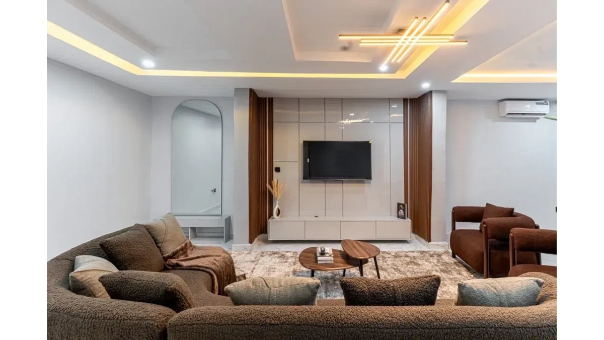 Furnished 2-Bedroom Serviced Apartment with Wi-Fi, Smart TV and 24-Hour Power in Egbeda, Lagos