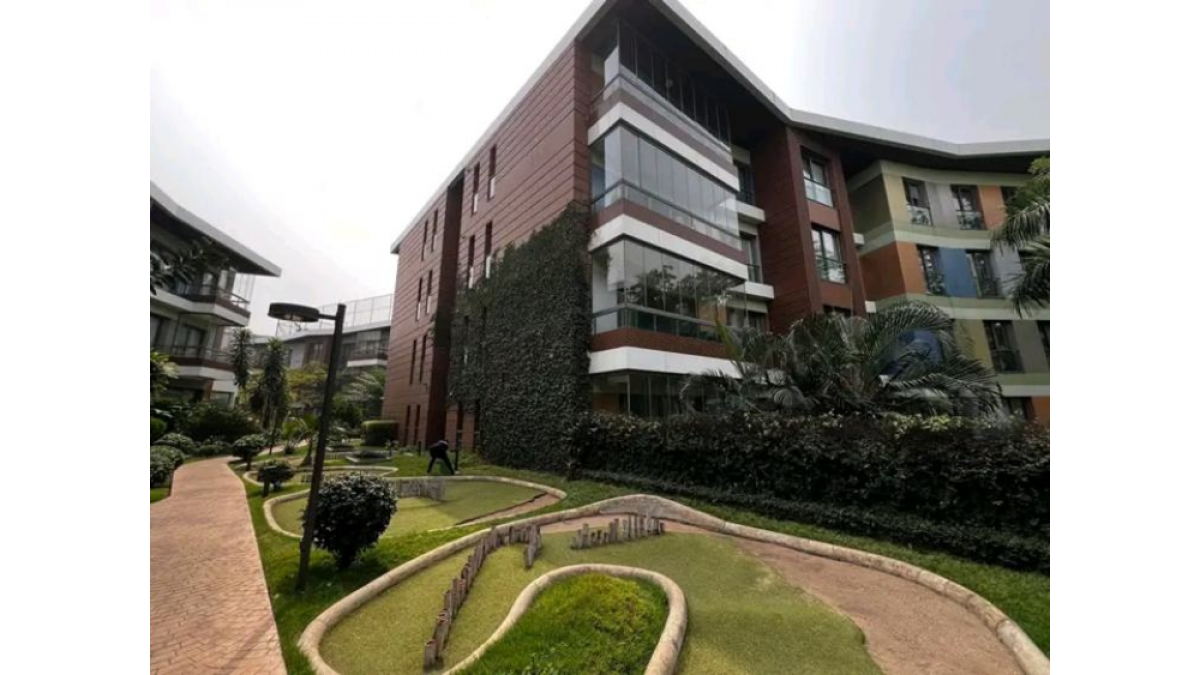 Service Fully Furnished 2-Bedroom Townhouse Apartment for Short Let in Cantonments, Accra