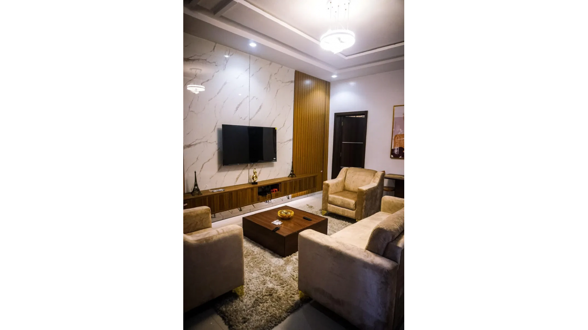 Furnished 1-Bedroom Serviced Apartment