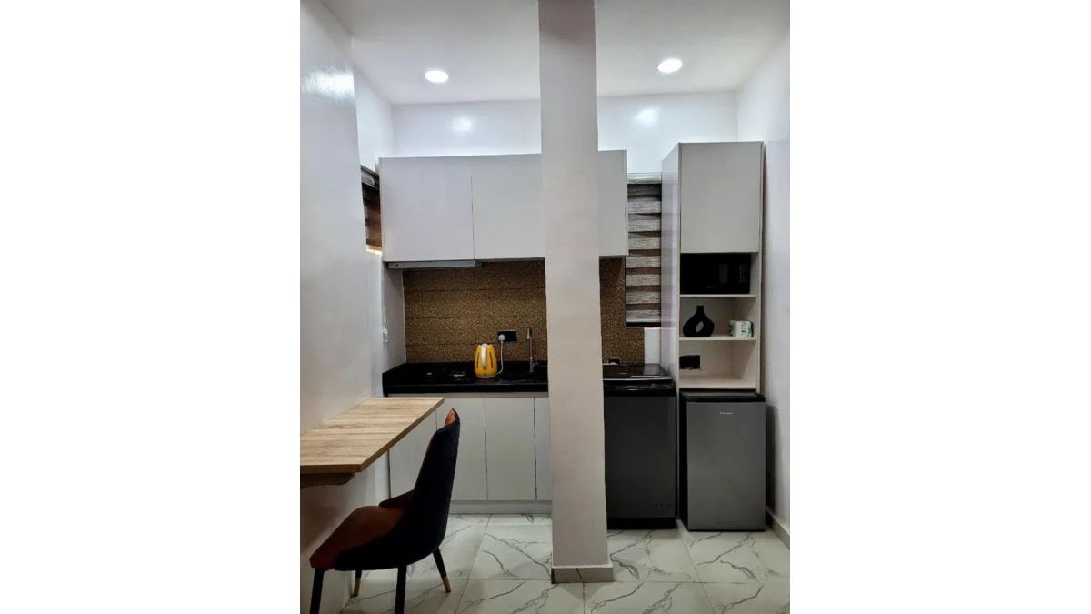 Modern Homely Furnished 1-Bedroom Serviced Apartment in Ikeja GRA, Lagos