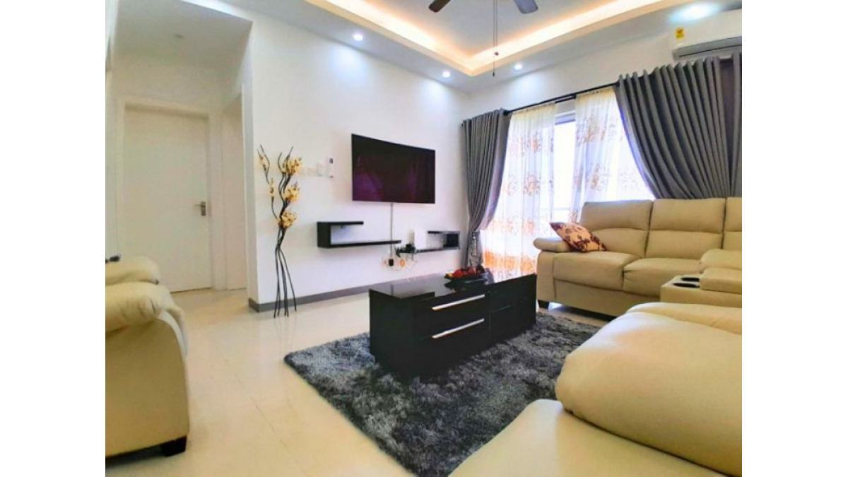 Luxurious and Executive Spacious 2-Bedroom Fully Furnished Apartment in Sakumono, Tema, Accra