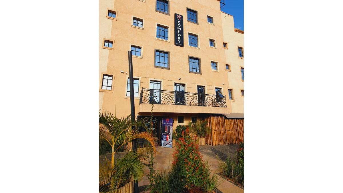 2 bed flat to let, Crown Lodge, Elystan Street - African Land