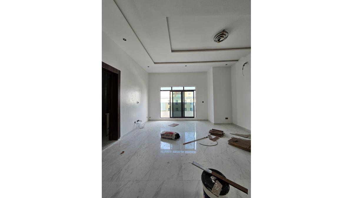 2 bed flat to let, Crown Lodge, Elystan Street - African Land