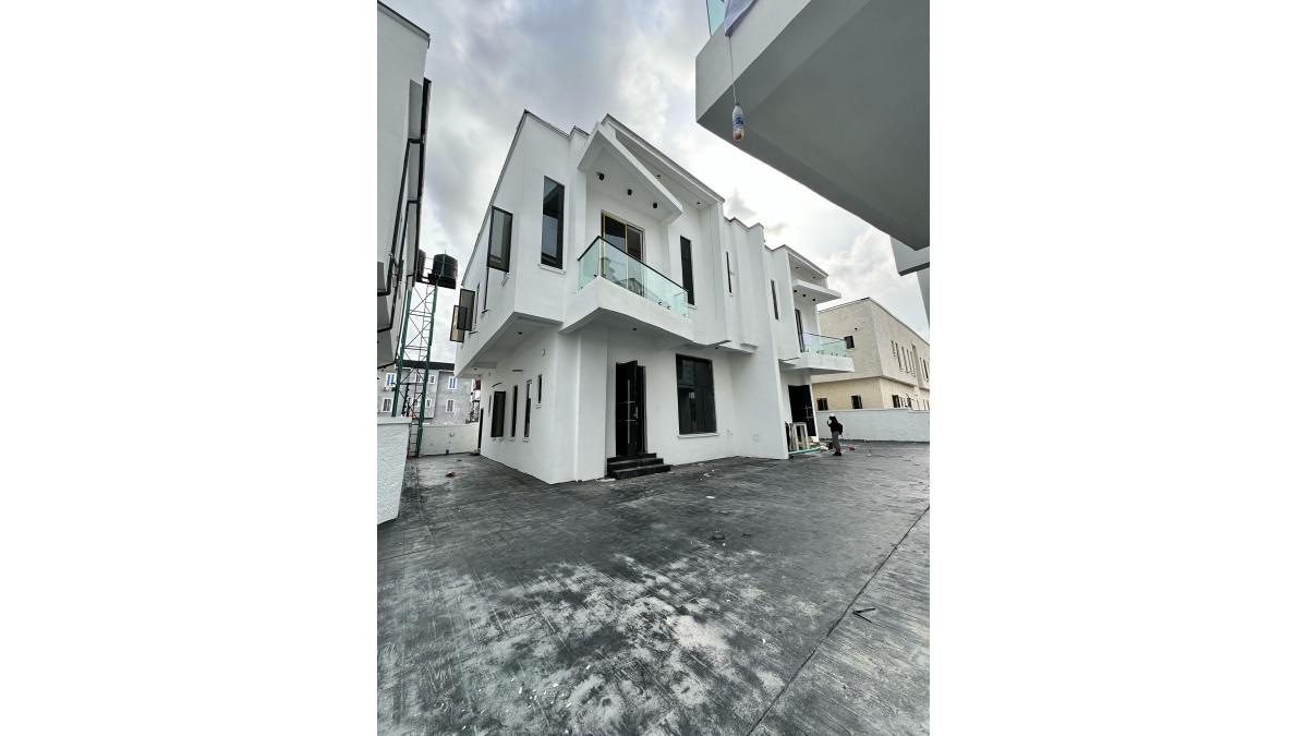2 bed flat to let, Crown Lodge, Elystan Street - African Land
