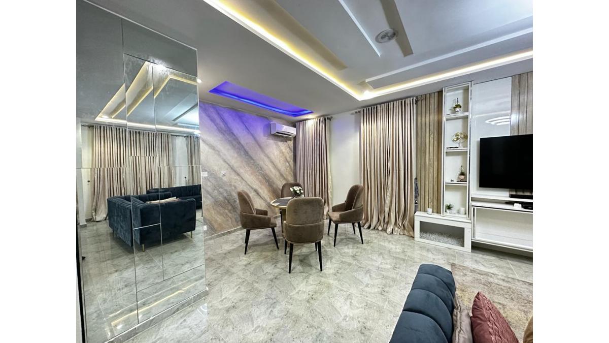 2 bed flat to let, Crown Lodge, Elystan Street - African Land