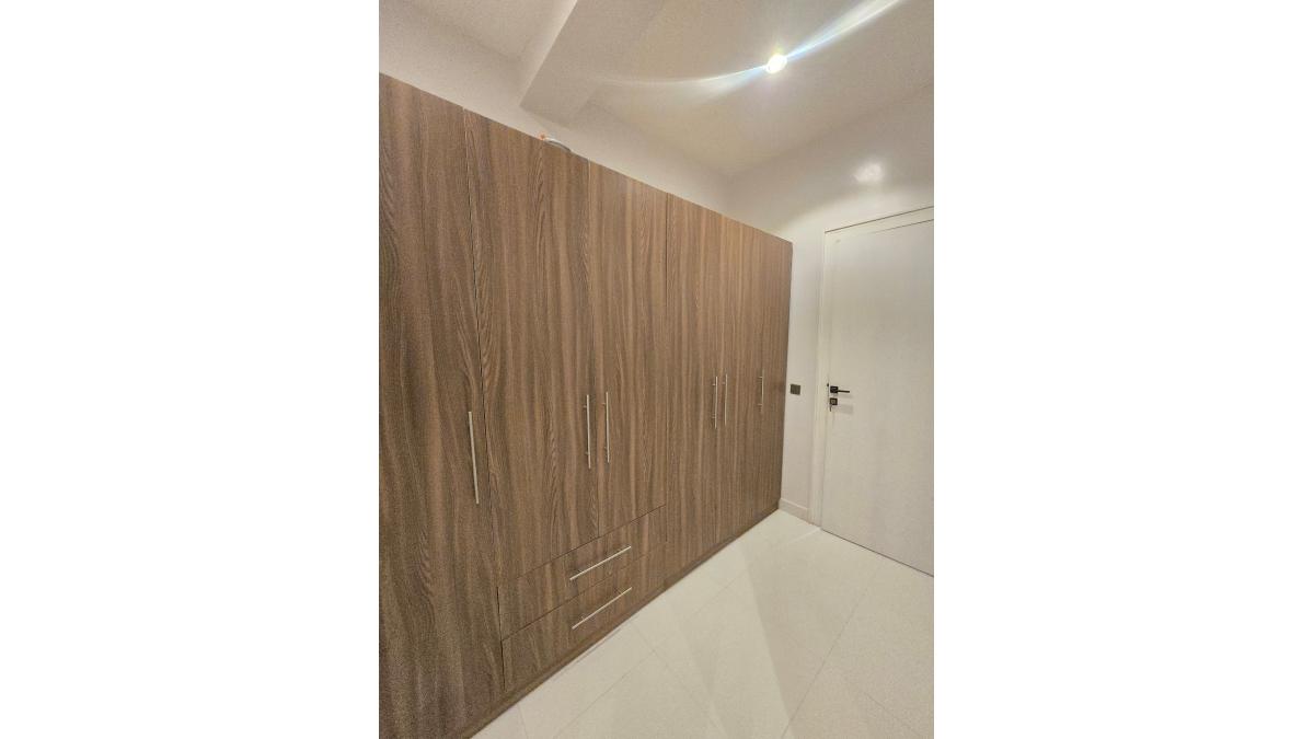 2 bed flat to let, Crown Lodge, Elystan Street - African Land