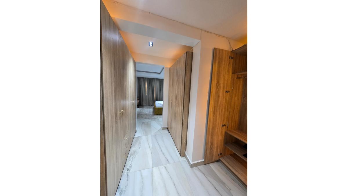 2 bed flat to let, Crown Lodge, Elystan Street - African Land