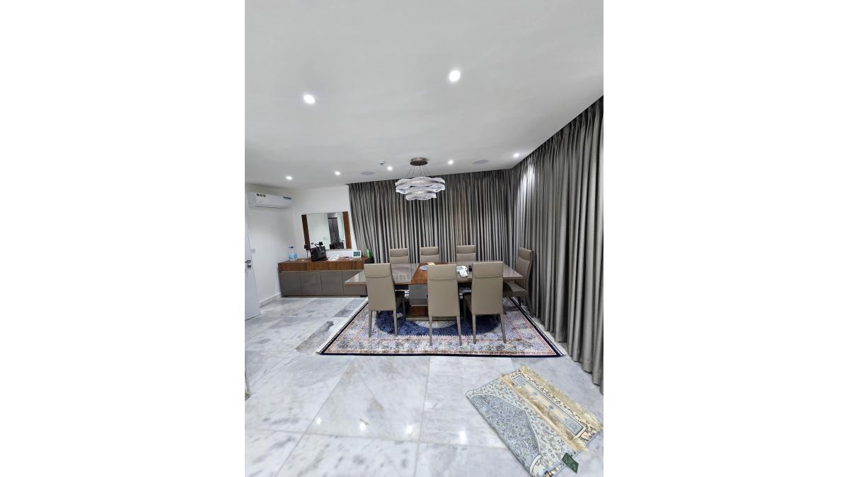 Super luxurious 3bedroom Maisonette for sale in old Ikoyi.