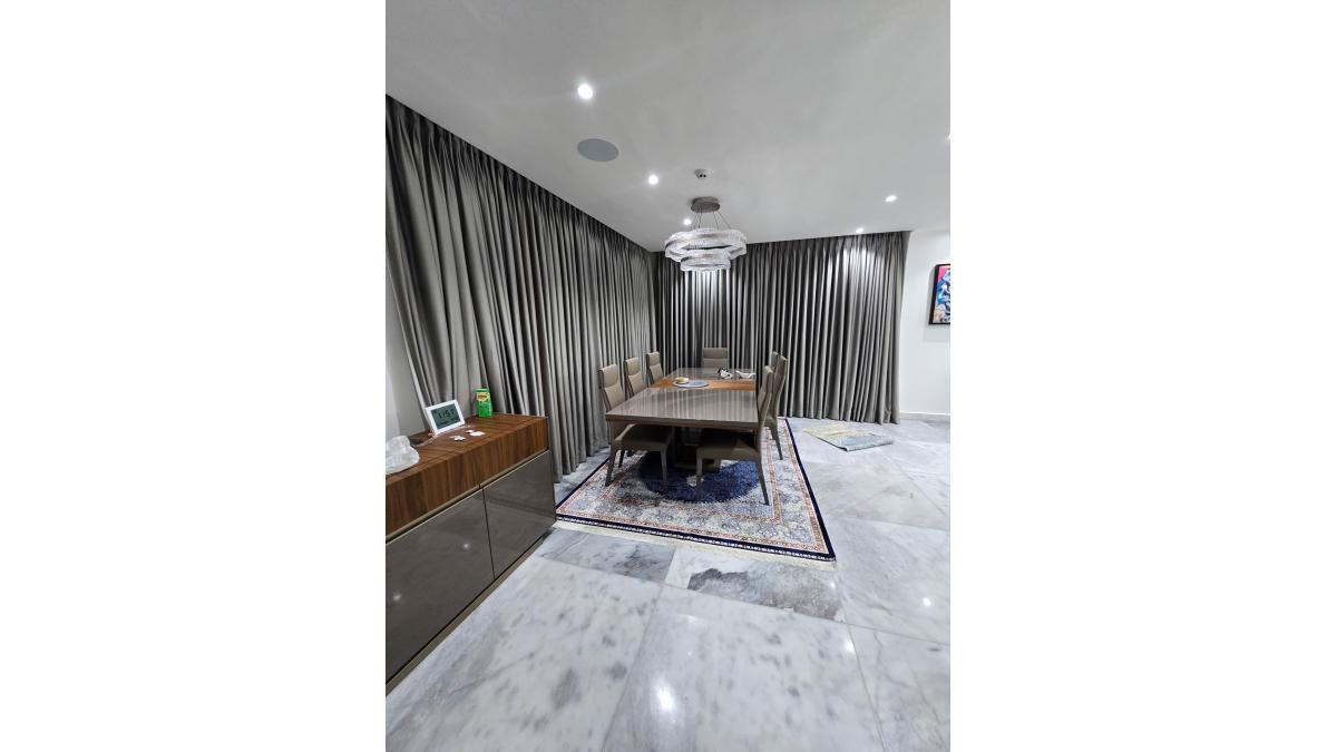 2 bed flat to let, Crown Lodge, Elystan Street - African Land