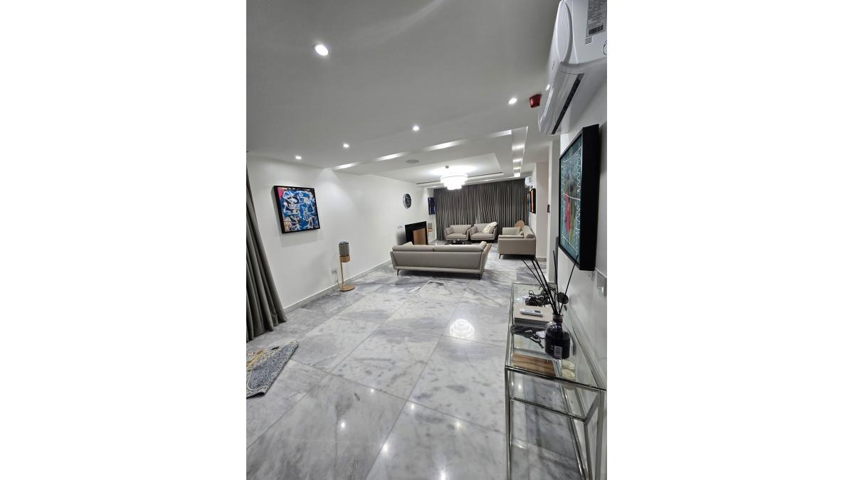 2 bed flat to let, Crown Lodge, Elystan Street - African Land