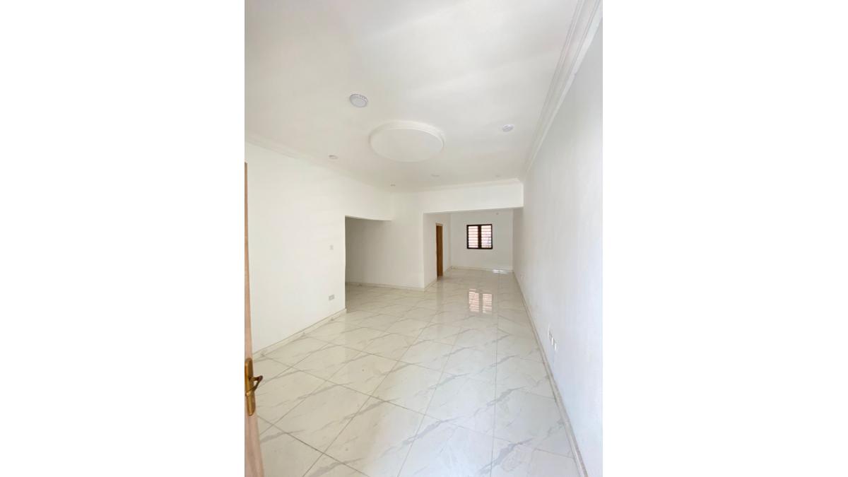 2 bed flat to let, Crown Lodge, Elystan Street - African Land