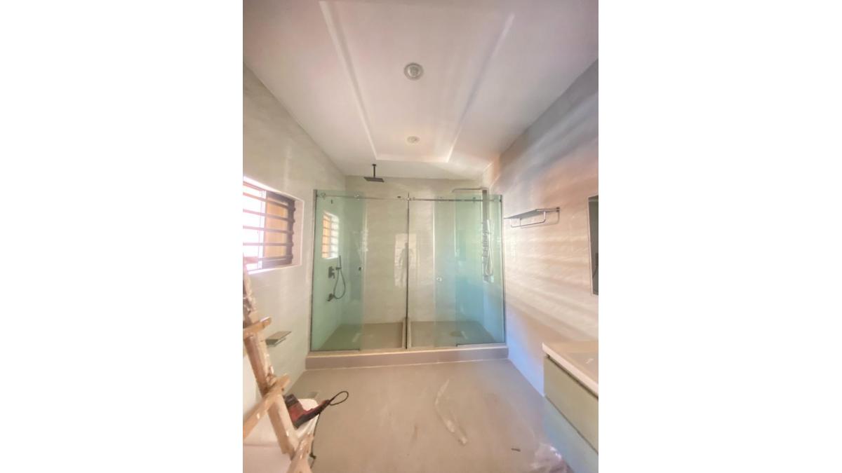 2 bed flat to let, Crown Lodge, Elystan Street - African Land