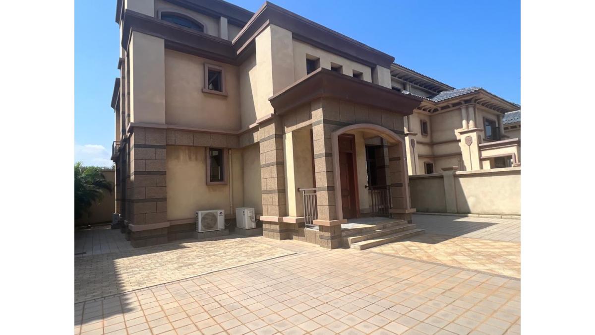 2 bed flat to let, Crown Lodge, Elystan Street - African Land