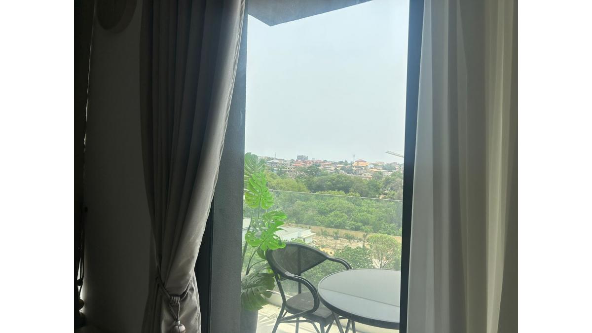 2 bed flat to let, Crown Lodge, Elystan Street - African Land
