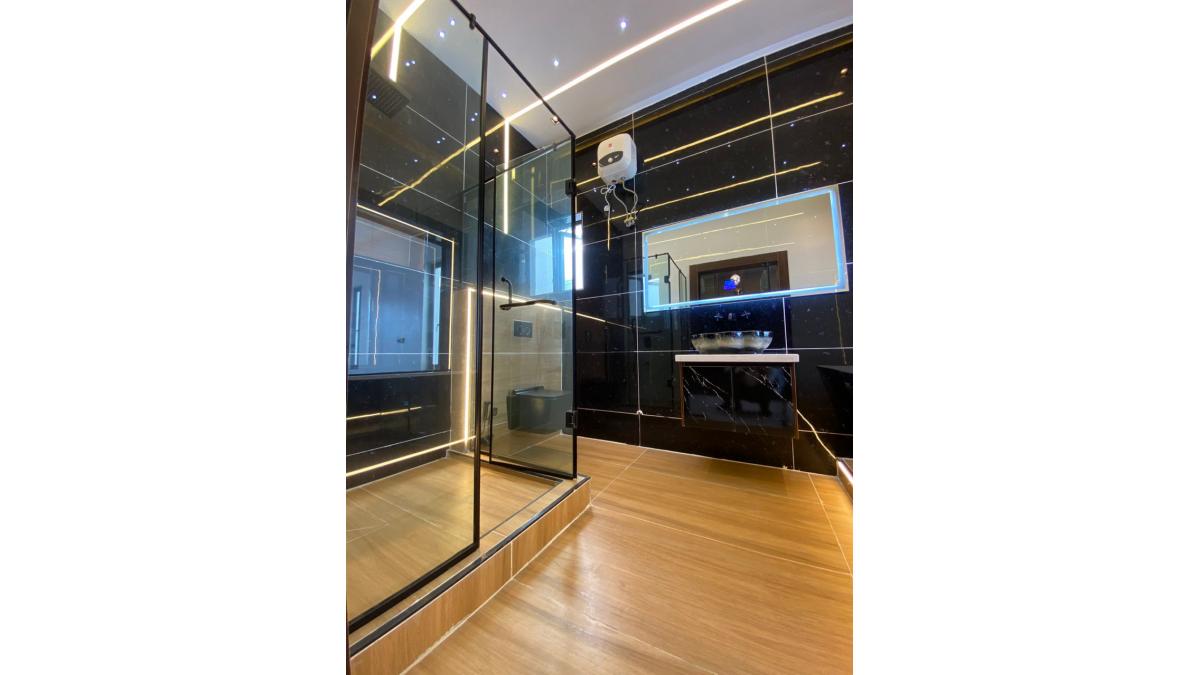 2 bed flat to let, Crown Lodge, Elystan Street - African Land