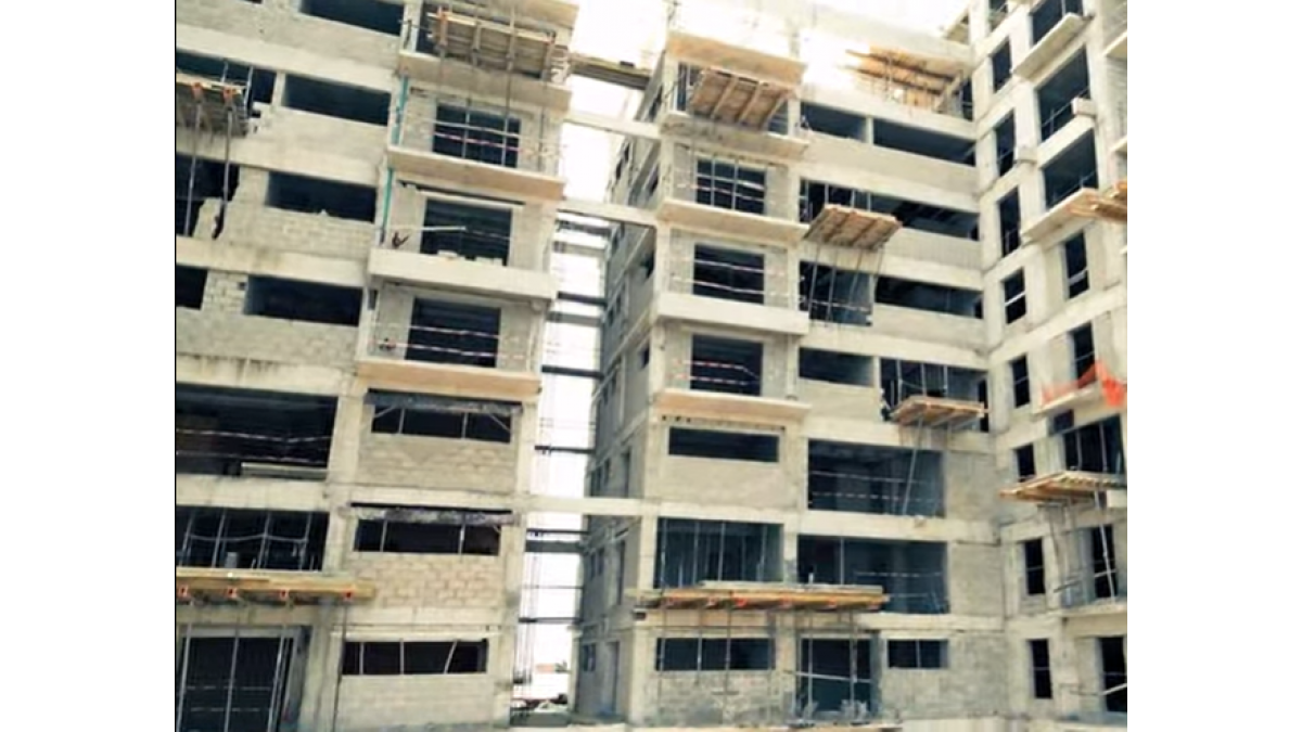 2 bed flat to let, Crown Lodge, Elystan Street - African Land