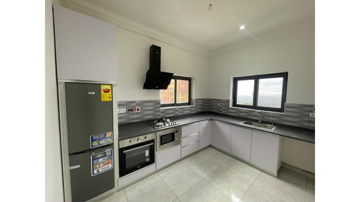 2 bed flat to let, Crown Lodge, Elystan Street - African Land