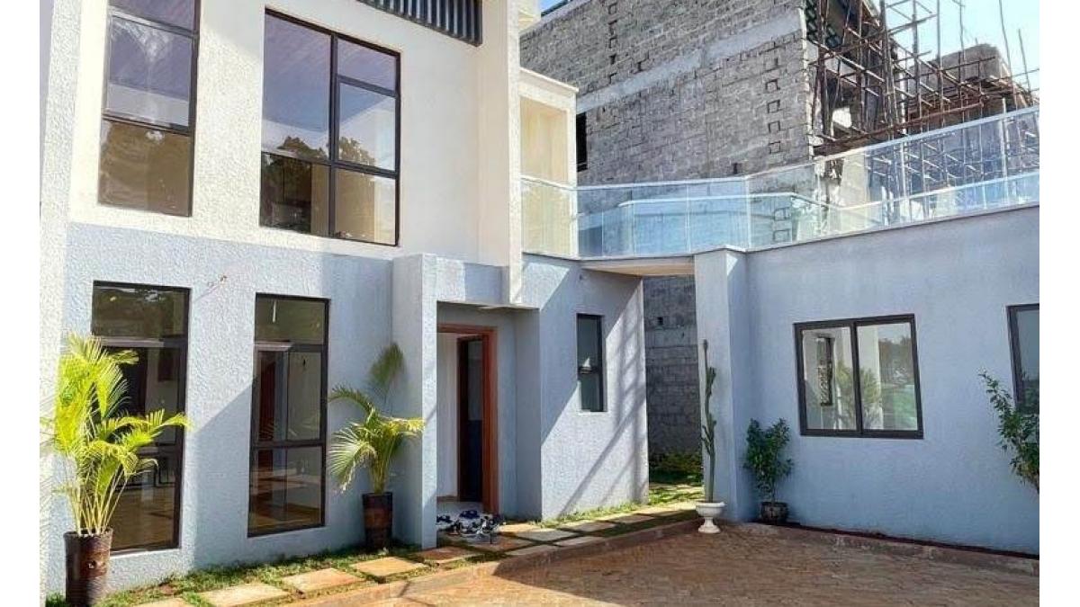 2 bed flat to let, Crown Lodge, Elystan Street - African Land