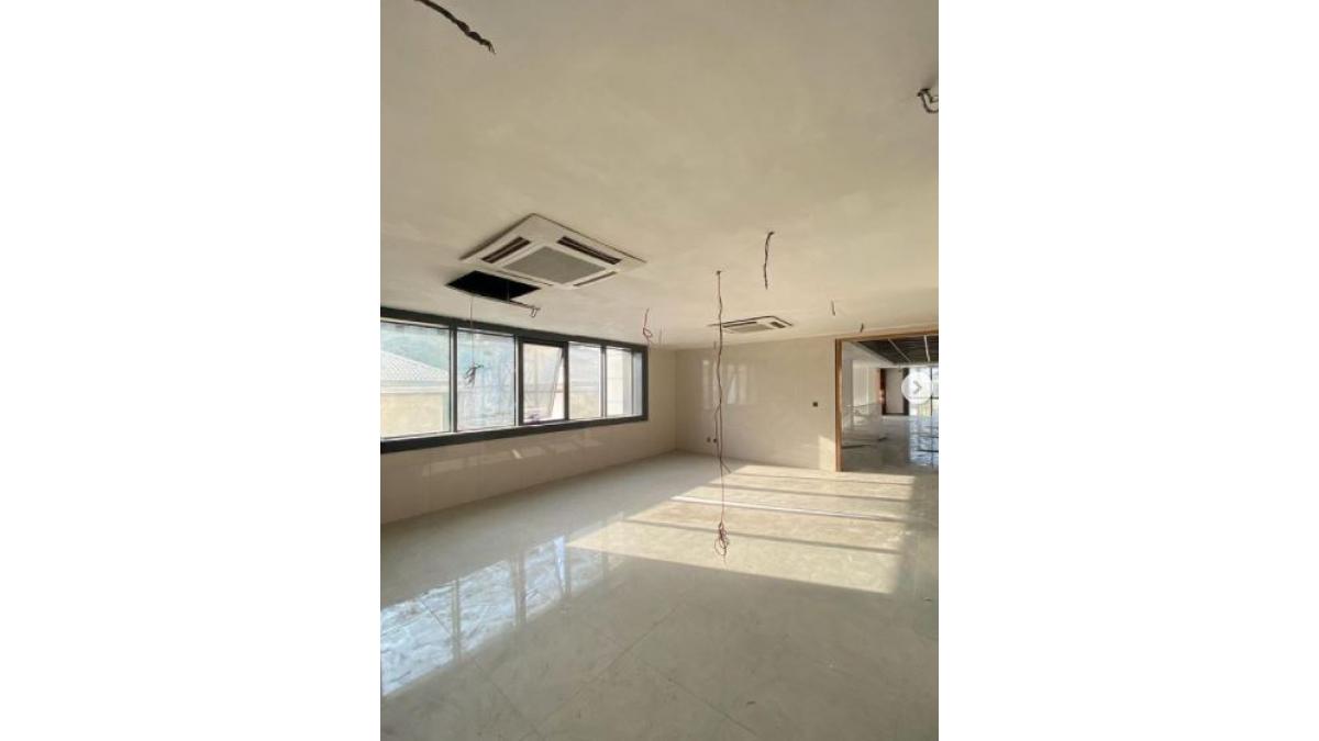 2 bed flat to let, Crown Lodge, Elystan Street - African Land
