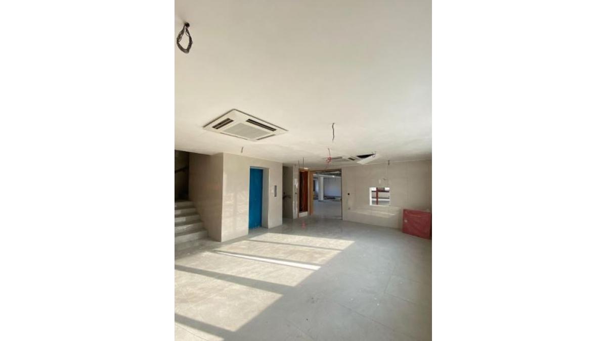 2 bed flat to let, Crown Lodge, Elystan Street - African Land