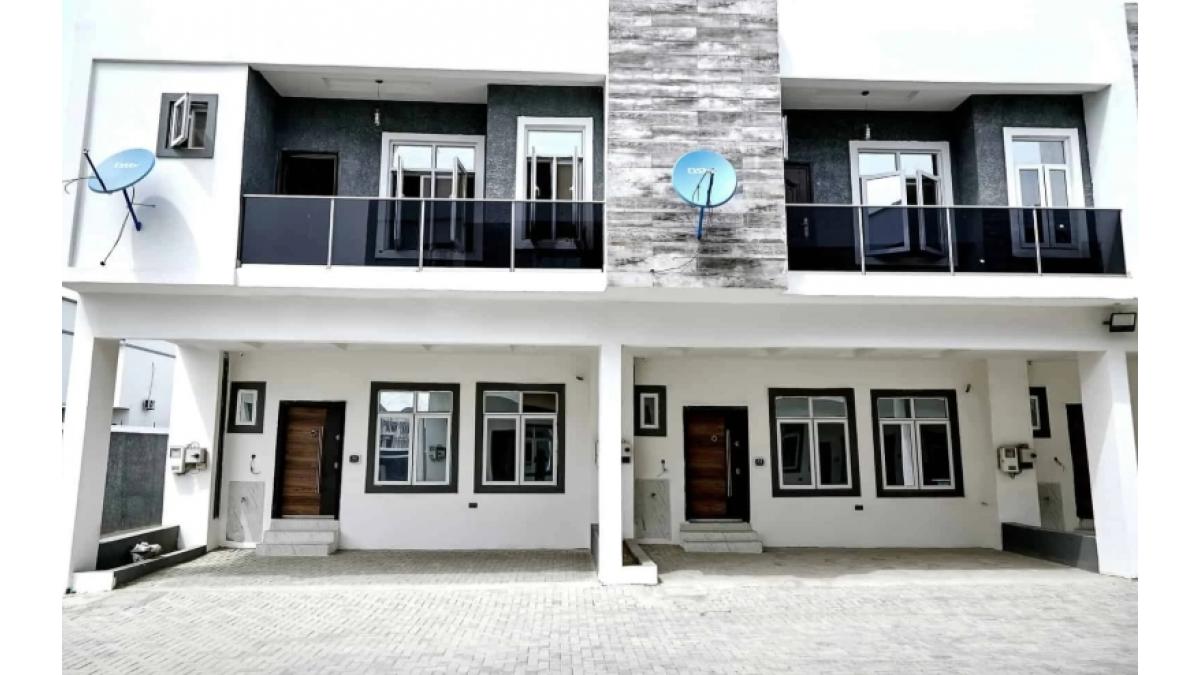 2 bed flat to let, Crown Lodge, Elystan Street - African Land