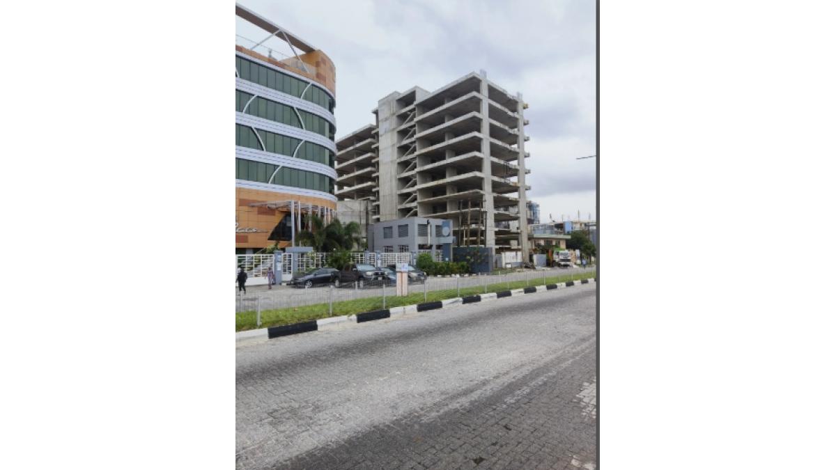 2 bed flat to let, Crown Lodge, Elystan Street - African Land
