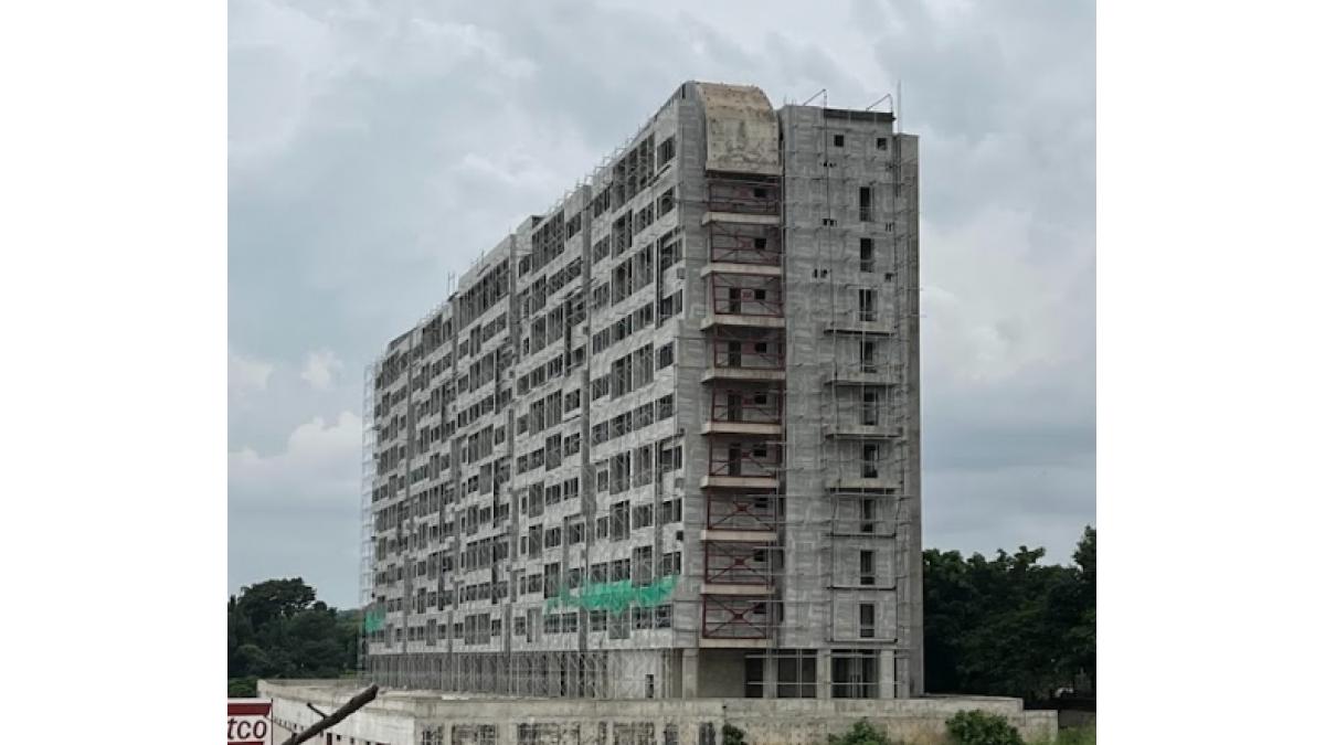 2 bed flat to let, Crown Lodge, Elystan Street - African Land