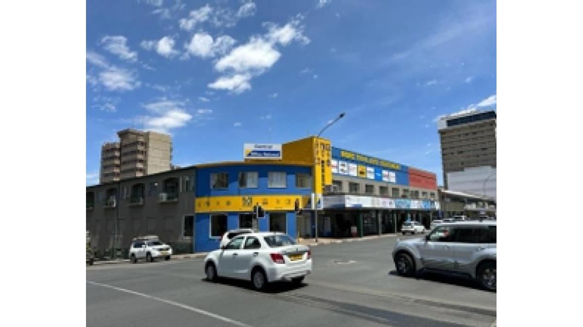 2 bed flat to let, Crown Lodge, Elystan Street - African Land
