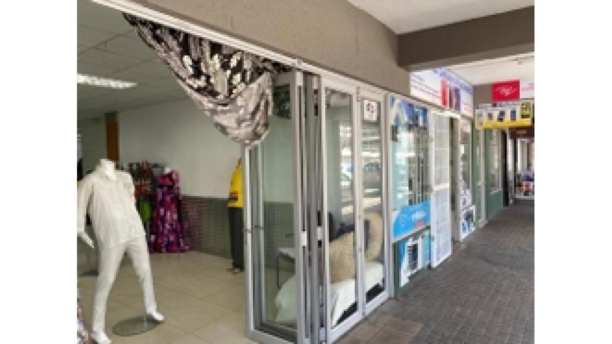 2 bed flat to let, Crown Lodge, Elystan Street - African Land
