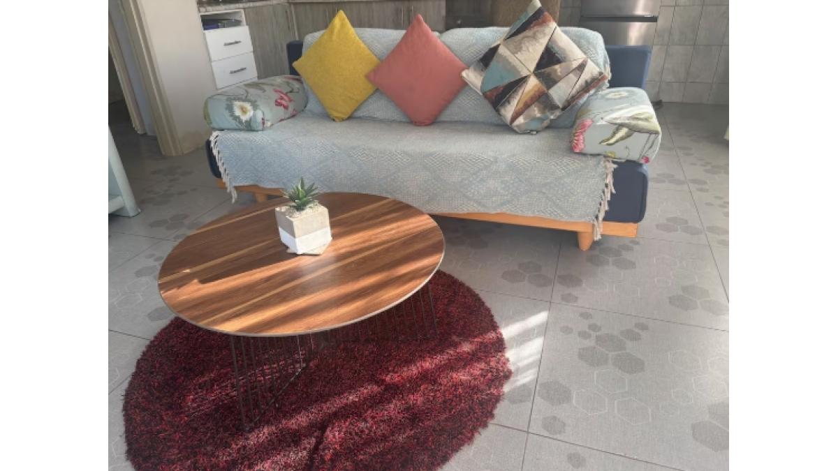 2 bed flat to let, Crown Lodge, Elystan Street - African Land