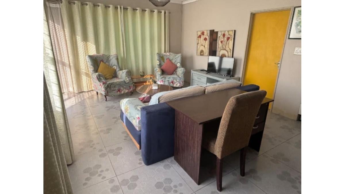 2 bed flat to let, Crown Lodge, Elystan Street - African Land