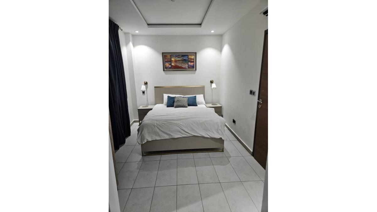 2 bed flat to let, Crown Lodge, Elystan Street - African Land
